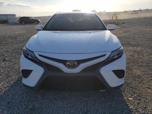 2018 TOYOTA CAMRY L - 4T1B11HK4JU611043