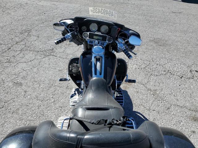 2011 HARLEY-DAVIDSON FLHTCUTG 1HD1MAM13BB853886