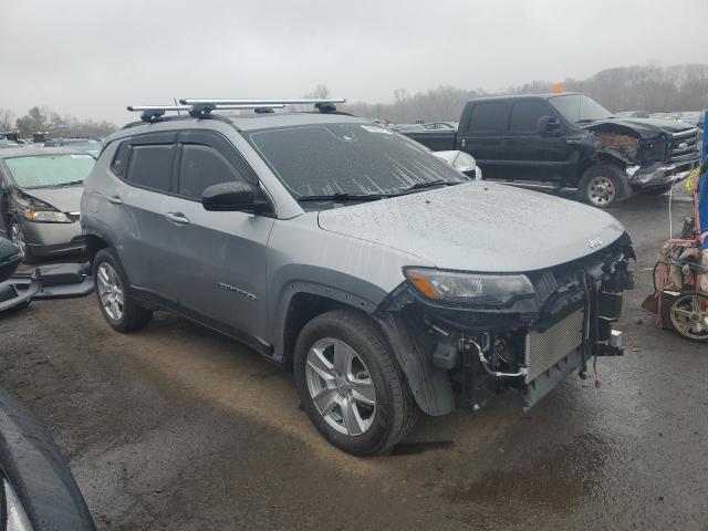Vin: 3c4njdbb9nt211765, lot: 49685625, jeep compass latitude 20224