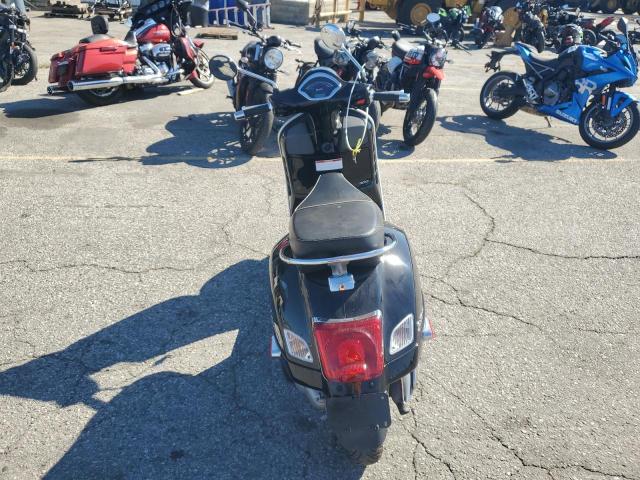 2018 VESPA GTS 300 ZAPMA39L0J5200411