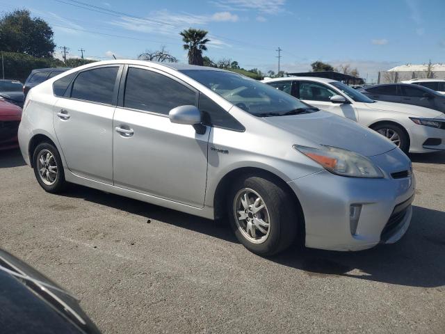Vin: jtdkn3du6e0382941, lot: 50833985, toyota prius 20144