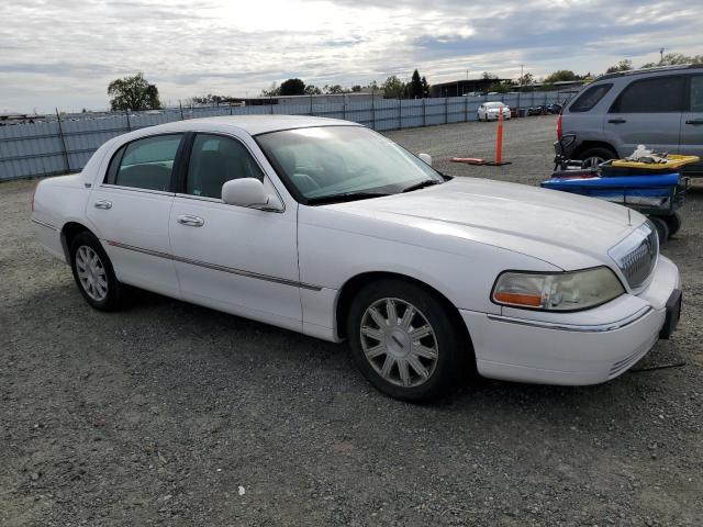 Vin: 2lnbl8cv0bx763481, lot: 49716395, lincoln towncar signature limited 20114