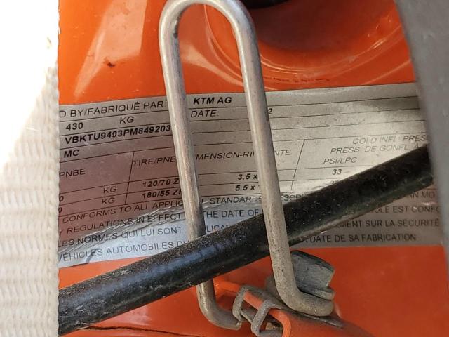 2023 KTM 890 DUKE R VBKTU9403PM849203