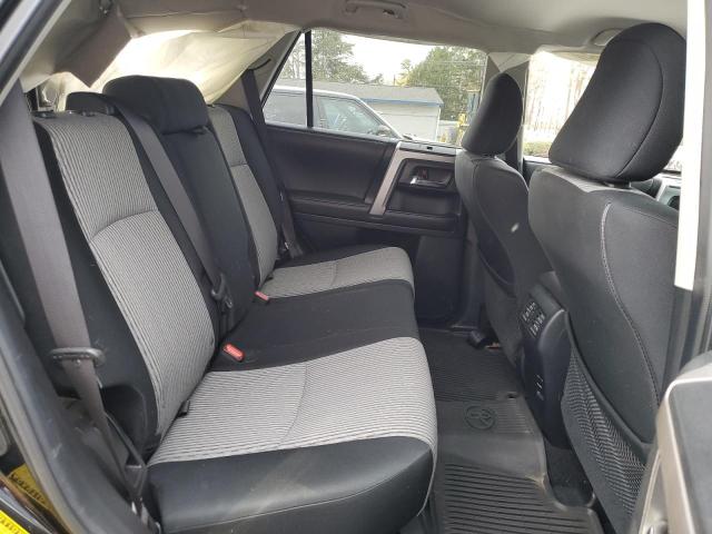 2018 TOYOTA 4RUNNER SR - JTEBU5JR8J5536427
