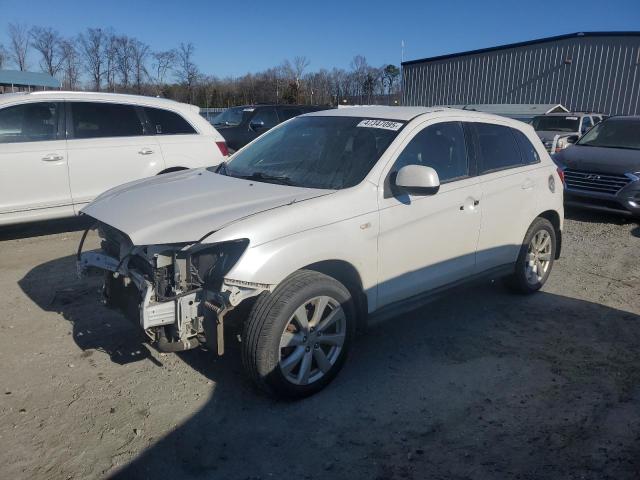 MITSUBISHI OUTLANDER ES