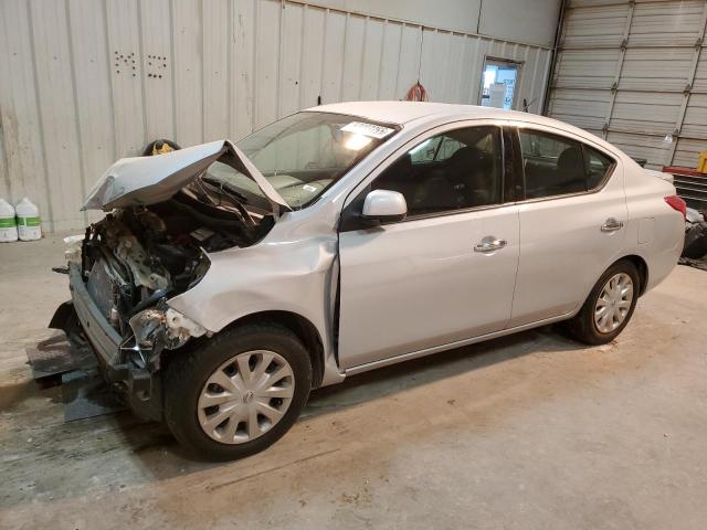 NISSAN VERSA S