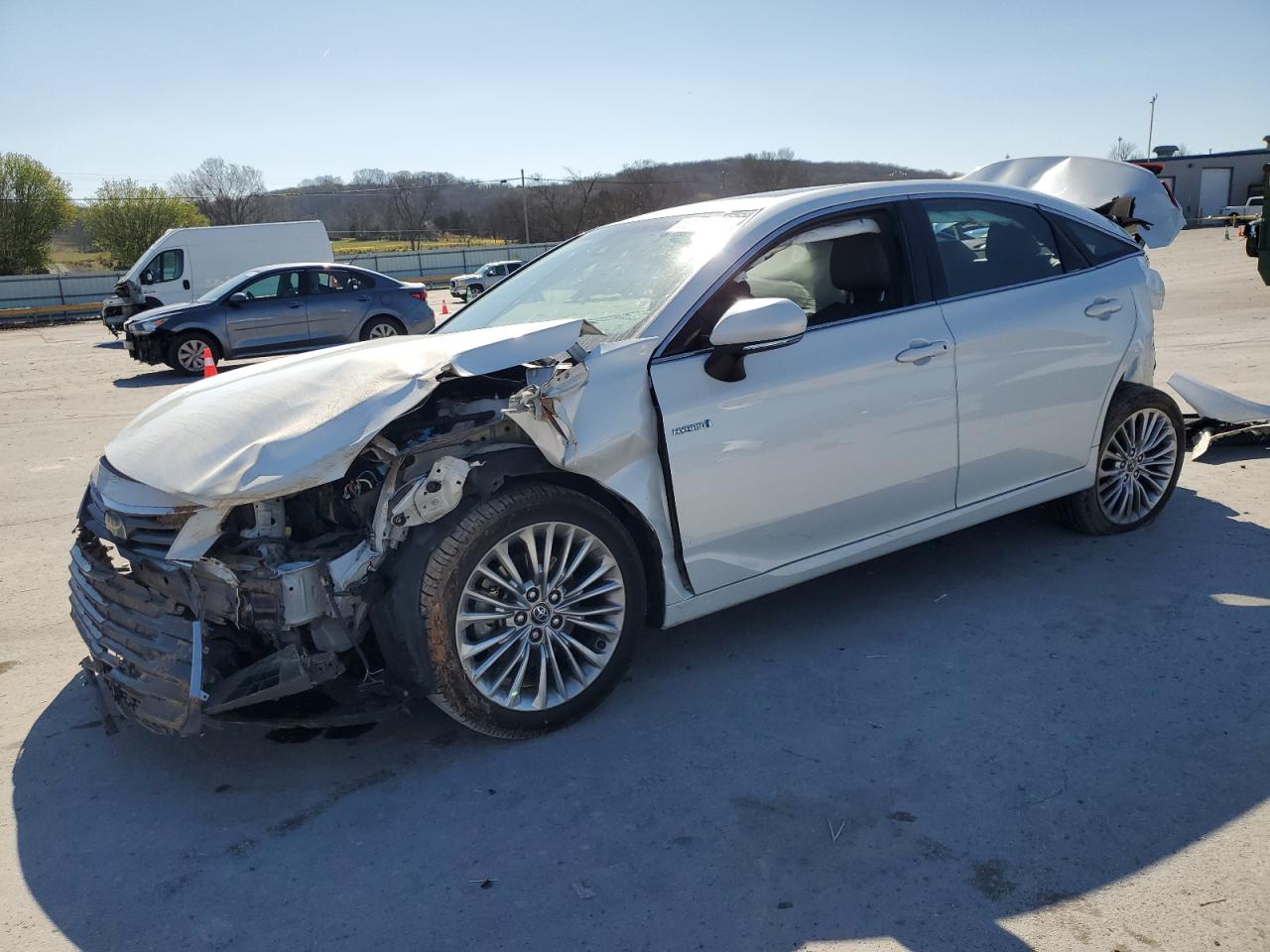 TOYOTA AVALON LIMITED