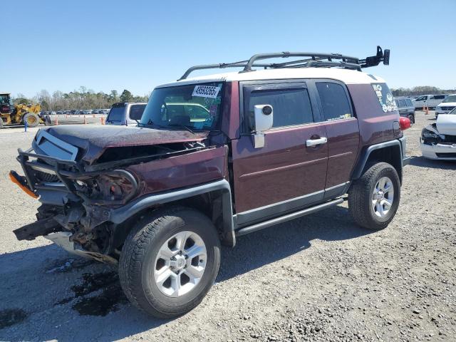 TOYOTA FJ CRUISER