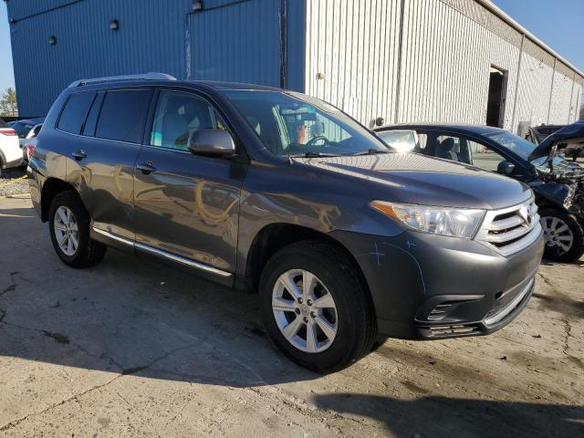 Vin: 5tdbk3eh9bs063567, lot: 49412365, toyota highlander base 20114