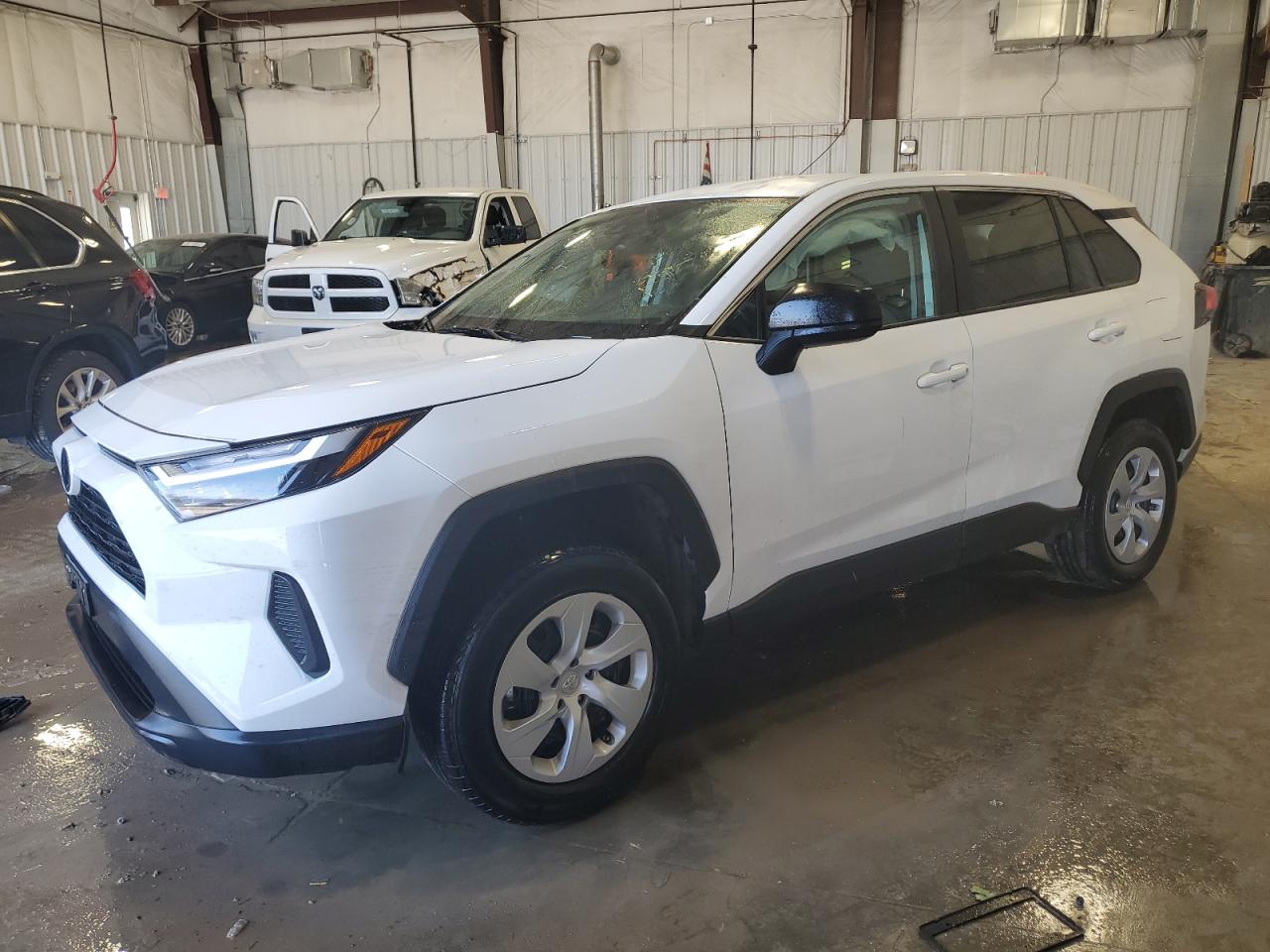 TOYOTA RAV4 LE