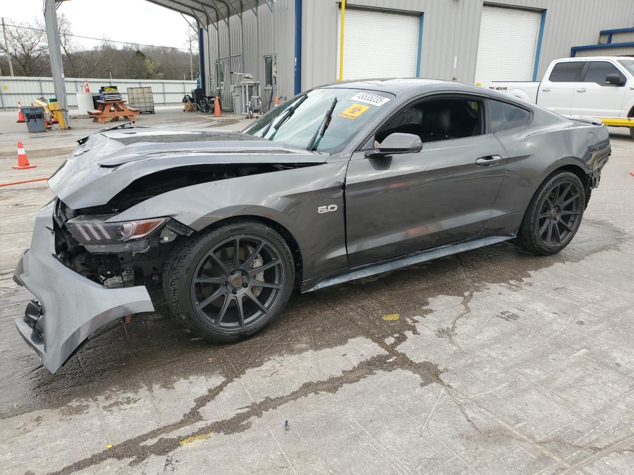 FORD MUSTANG GT