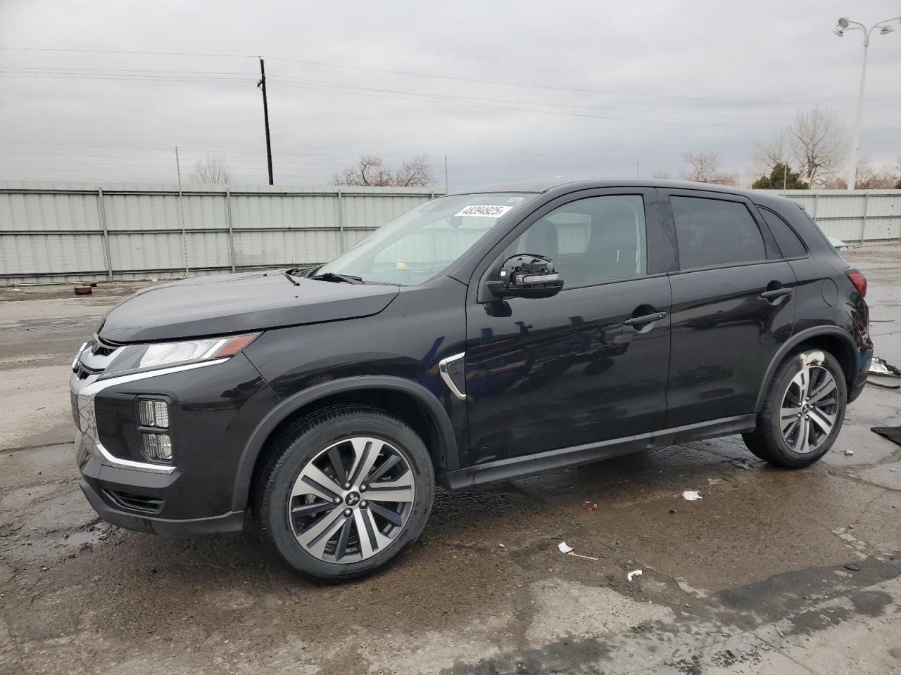 MITSUBISHI OUTLANDER ES