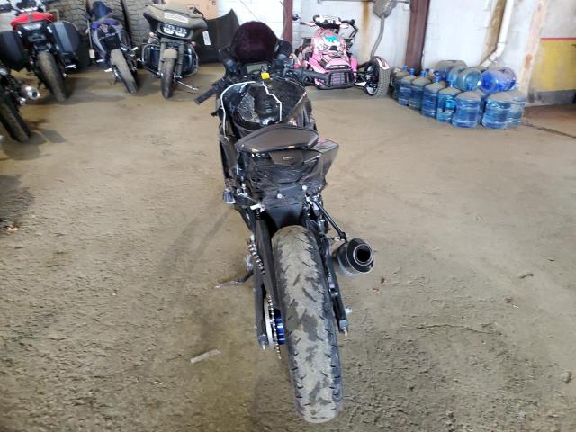 2023 YAMAHA YZFR3 A MH3RH18Y8PK010694