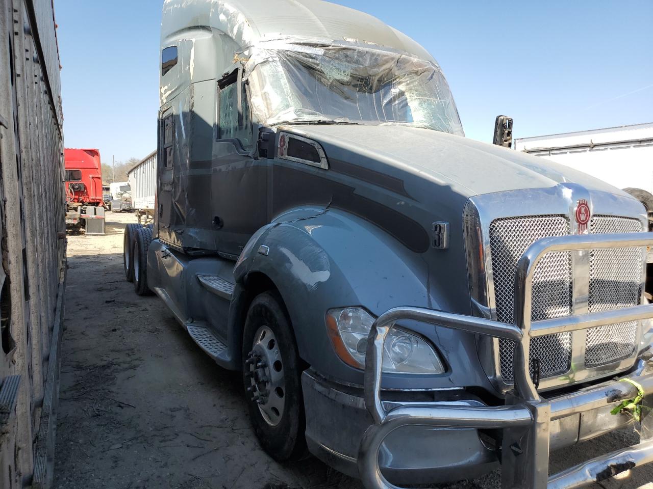 Lot #3282695280 2022 KENWORTH T680