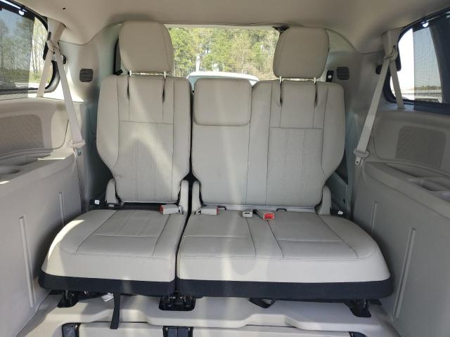 2016 CHRYSLER TOWN & COU - 2C4RC1CG1GR271405