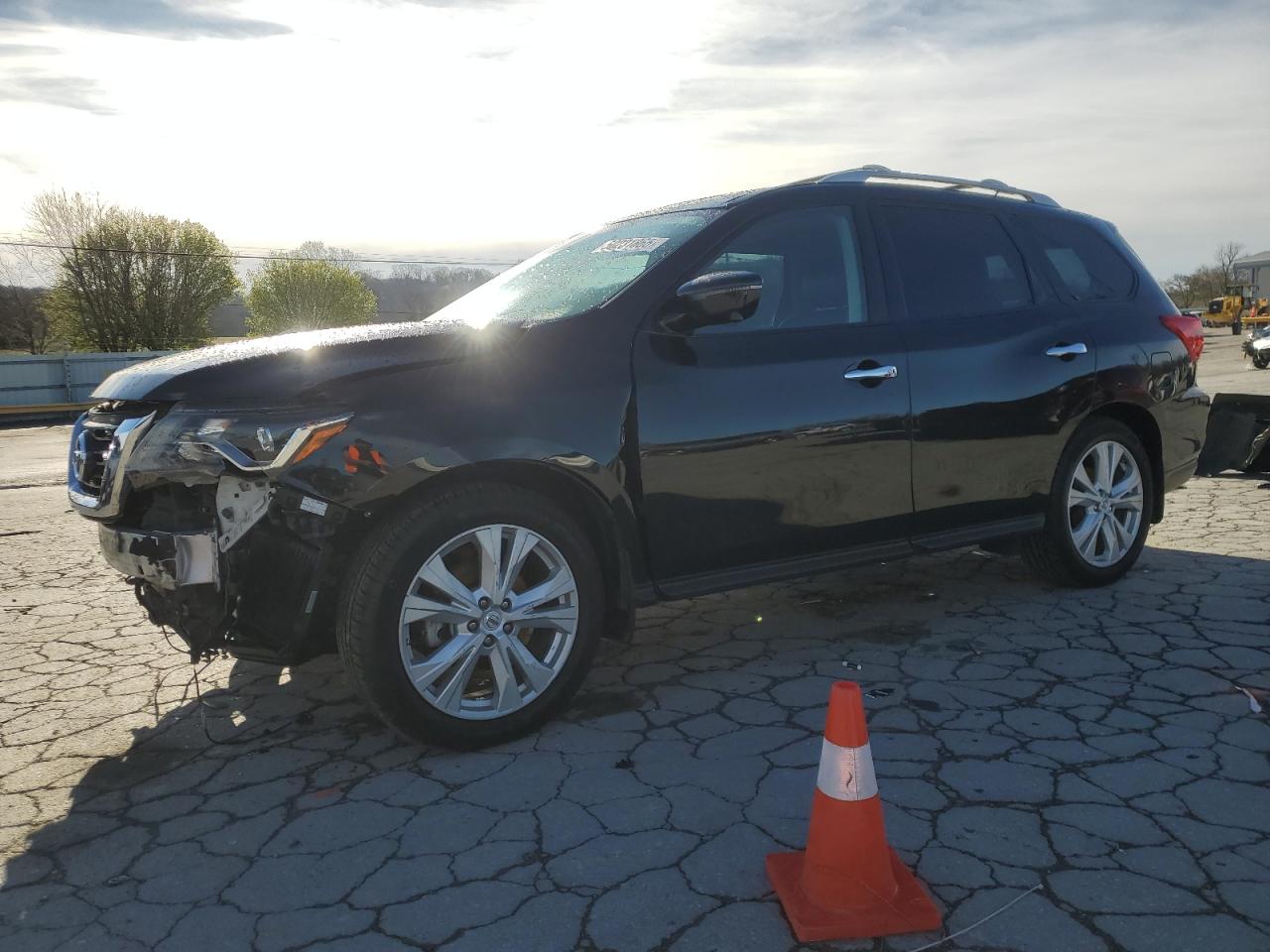 NISSAN PATHFINDER S