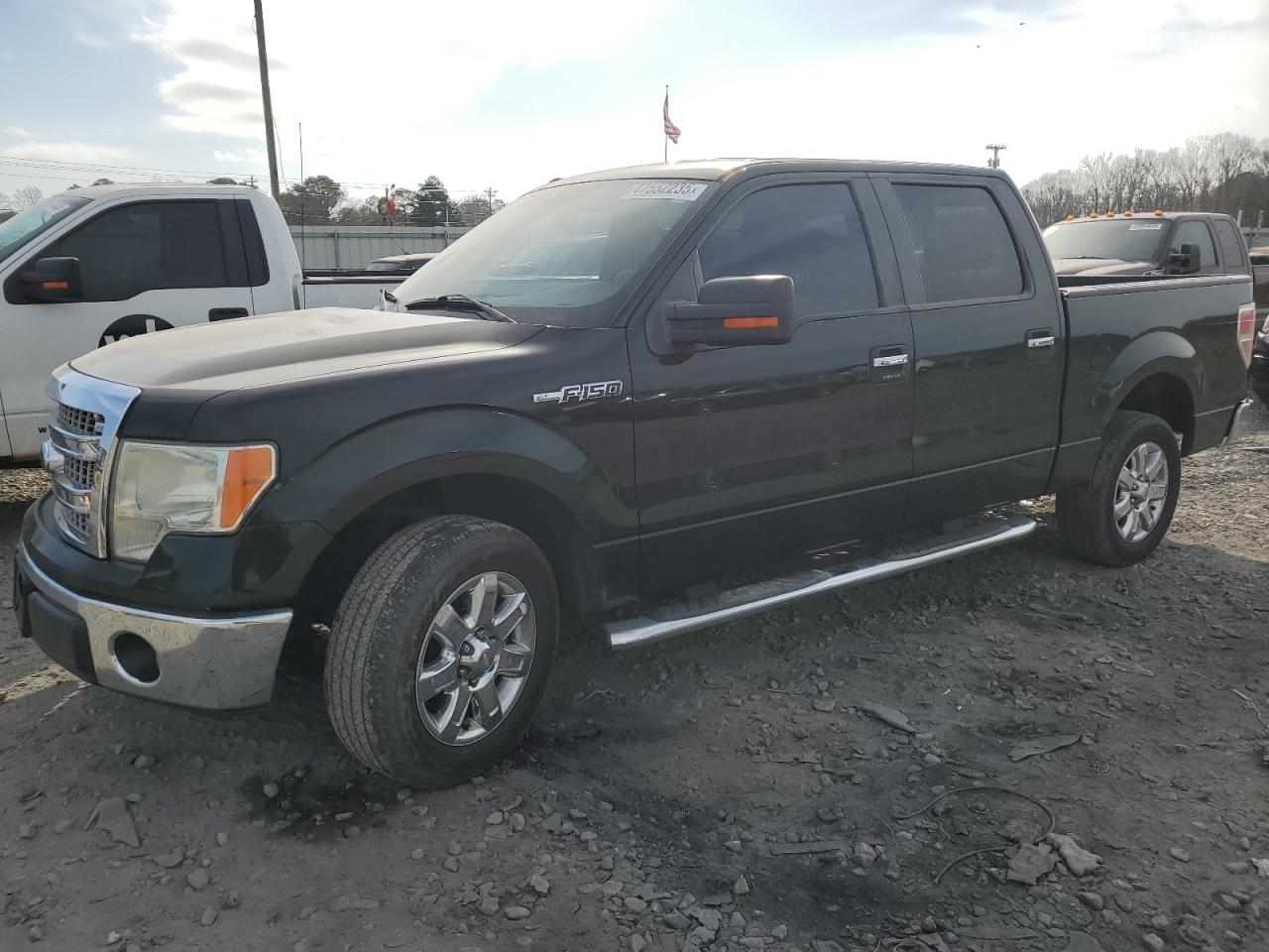 FORD F-150 SUPERCREW