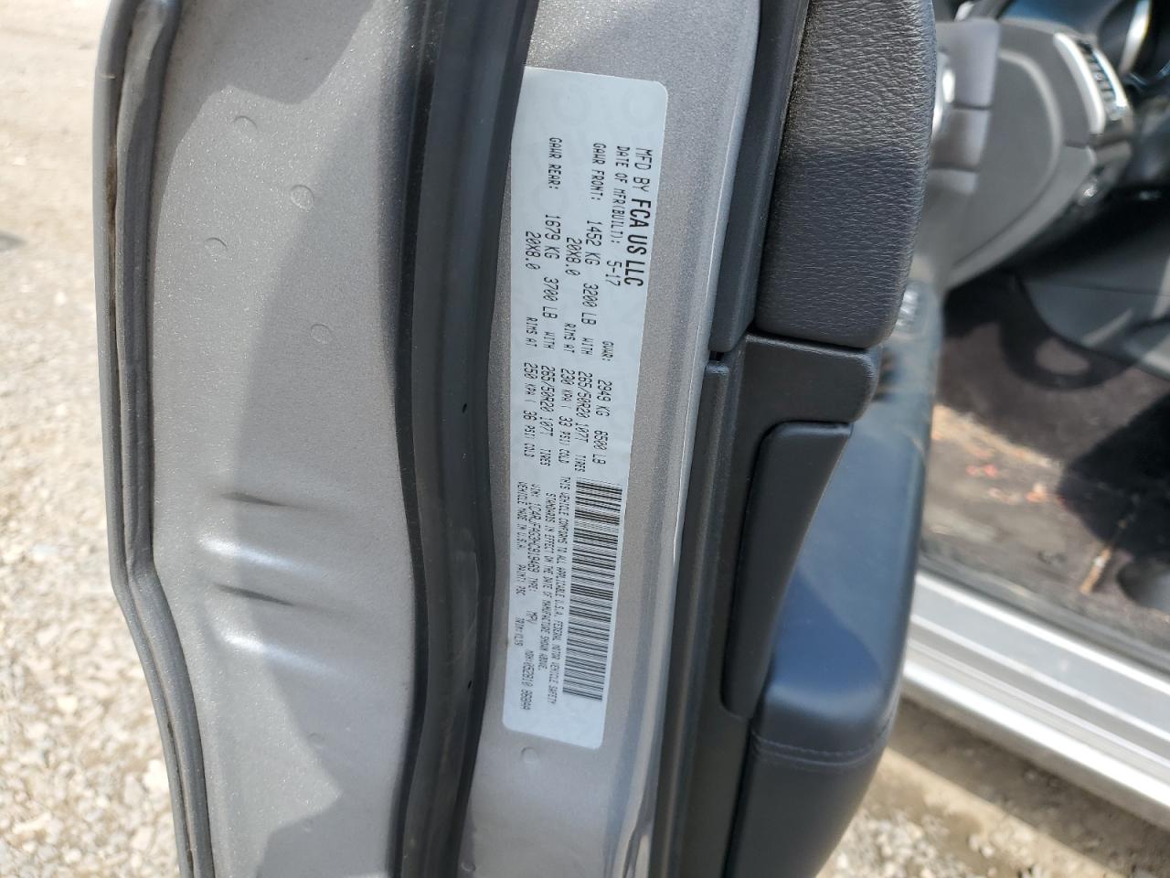 JEEP GRAND CHEROKEE LAREDO