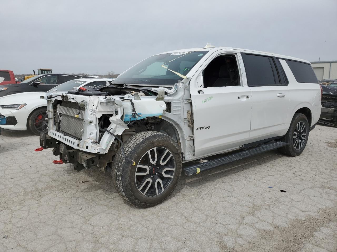 GMC YUKON K1500 AT4