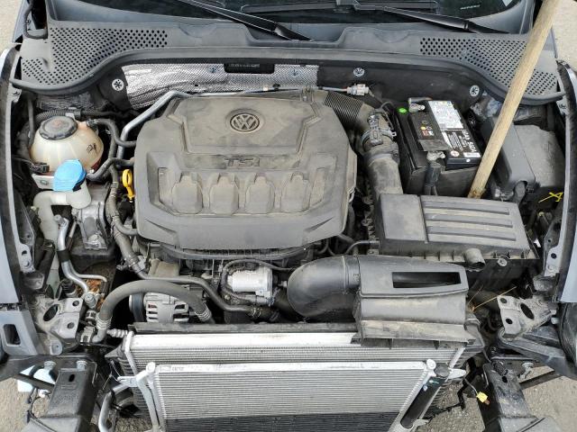 2018 VOLKSWAGEN BEETLE SE 3VWJD7AT8JM702296