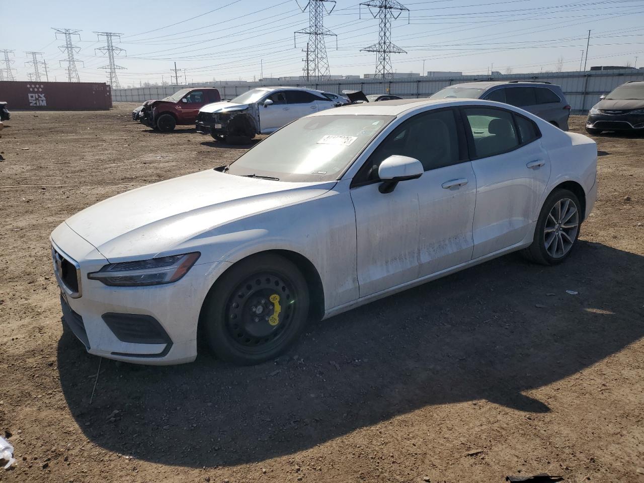 VOLVO S60 T5 MOMENTUM