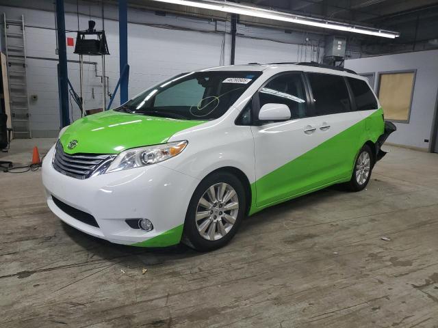 TOYOTA SIENNA XLE