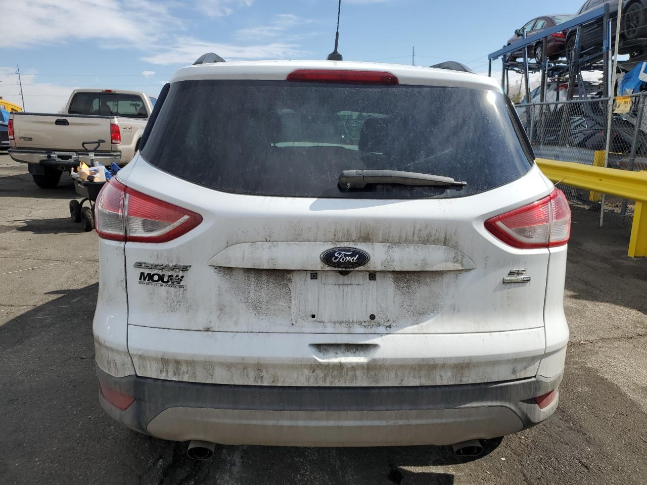 FORD ESCAPE SE