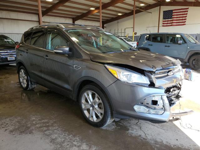 1FMCU9J9XGUC32431 Ford Escape Titanium 2016