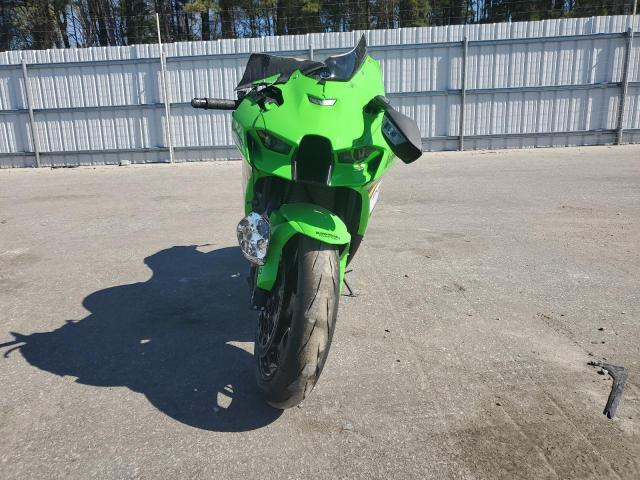 2025 KAWASAKI ZX1002 M JKBZXVM15SA009055