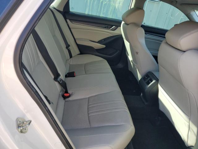 2018 HONDA ACCORD TOU - 1HGCV1F96JA167681