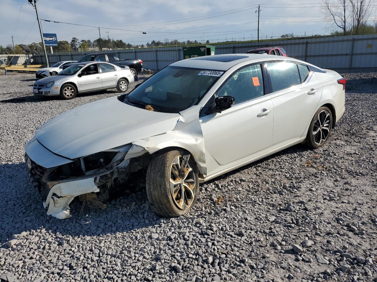 NISSAN ALTIMA SR