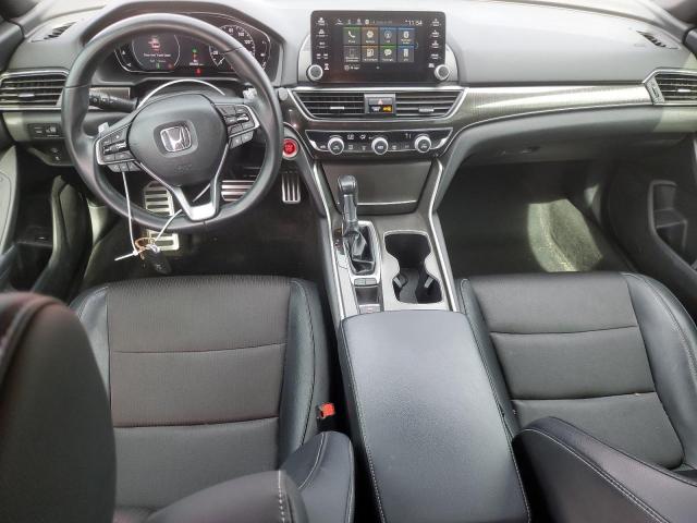 2018 HONDA 0 1HGCV1F33JA263831
