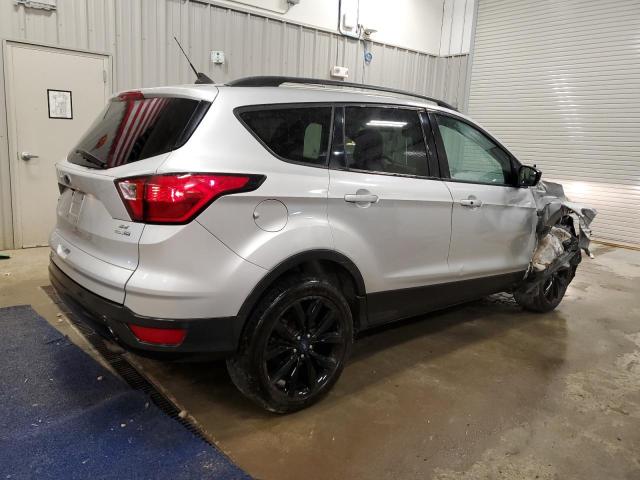 Vin: 1fmcu9gd5kua21450, lot: 50032235, ford escape se 20193