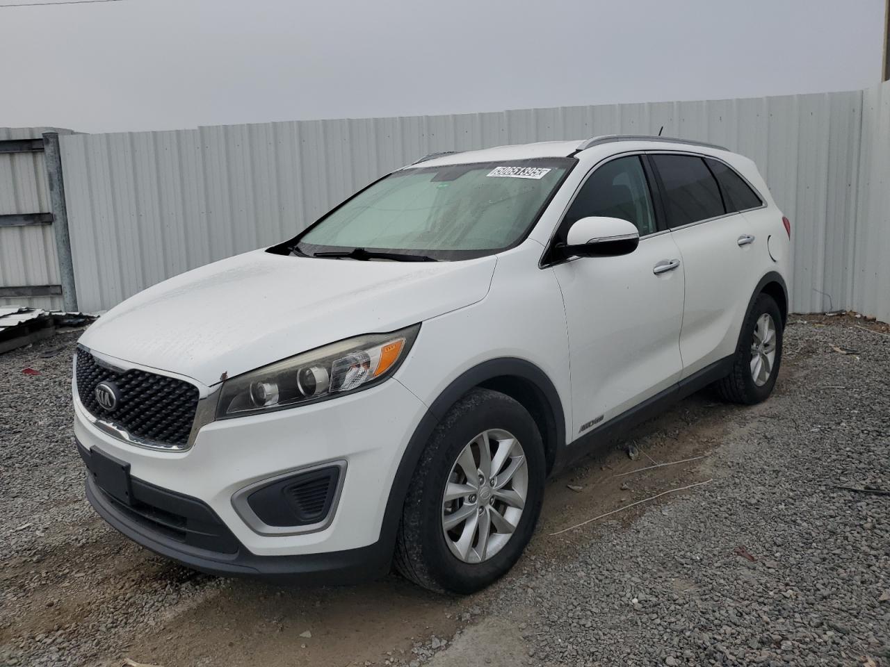  Salvage Kia Sorento