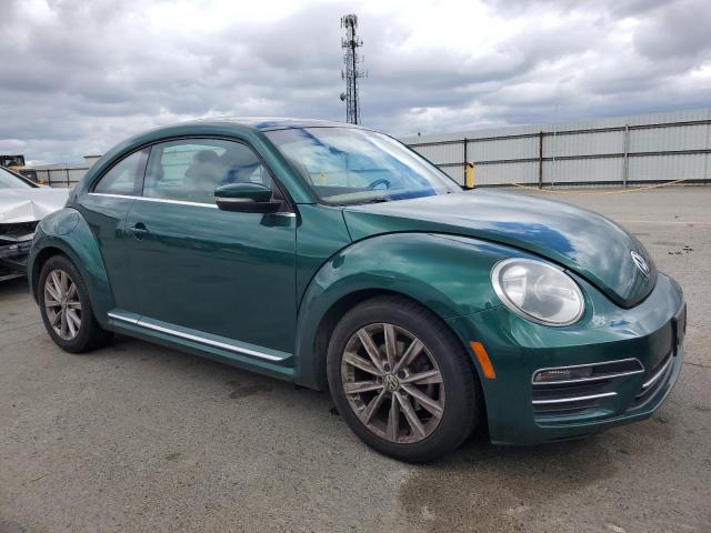 2018 VOLKSWAGEN BEETLE SE - 3VWJD7AT5JM710744