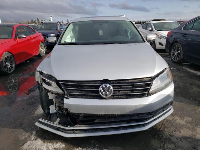 2015 VOLKSWAGEN JETTA SE - 3VWD07AJ5FM209898