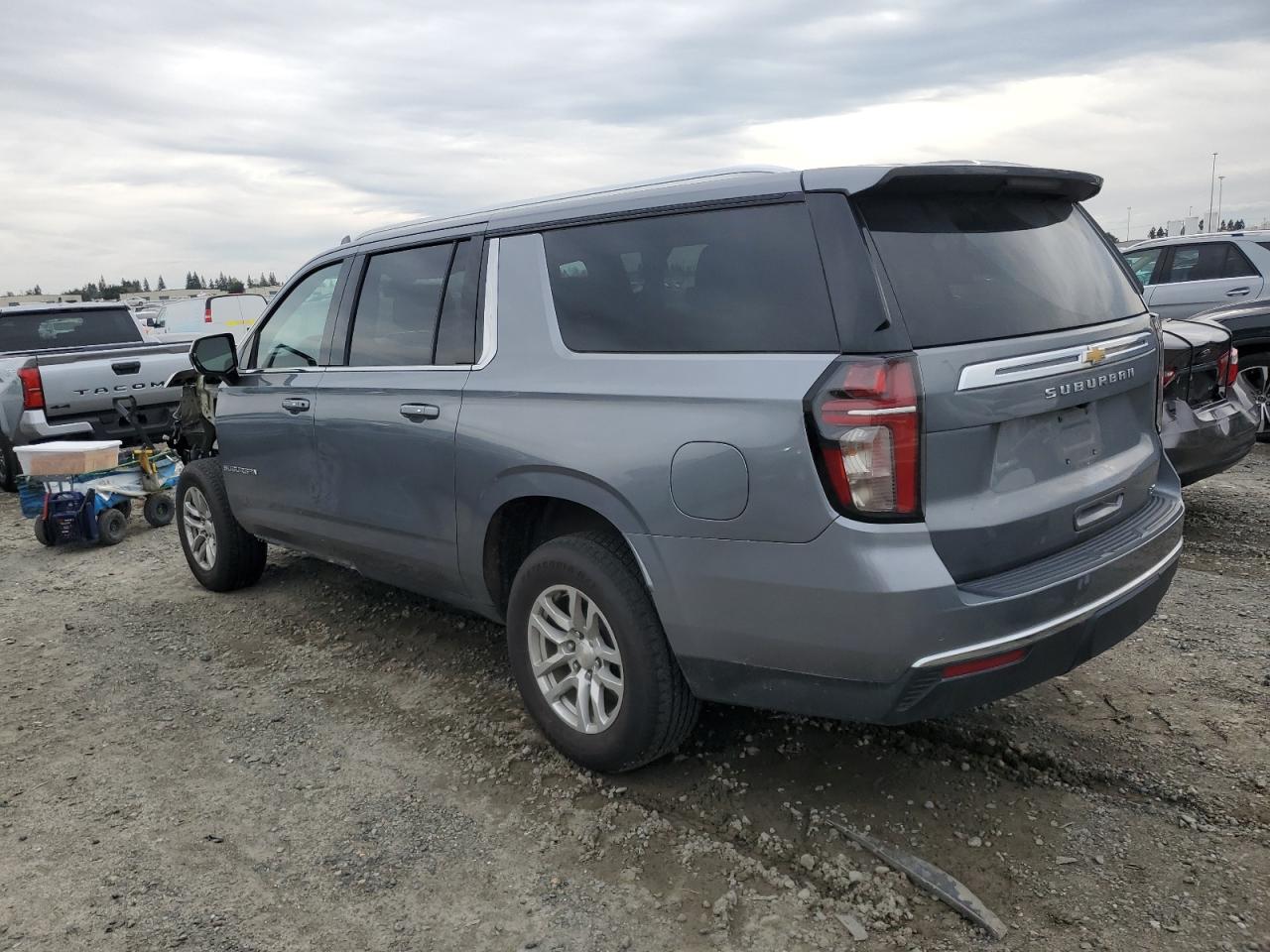 CHEVROLET SUBURBAN 2022