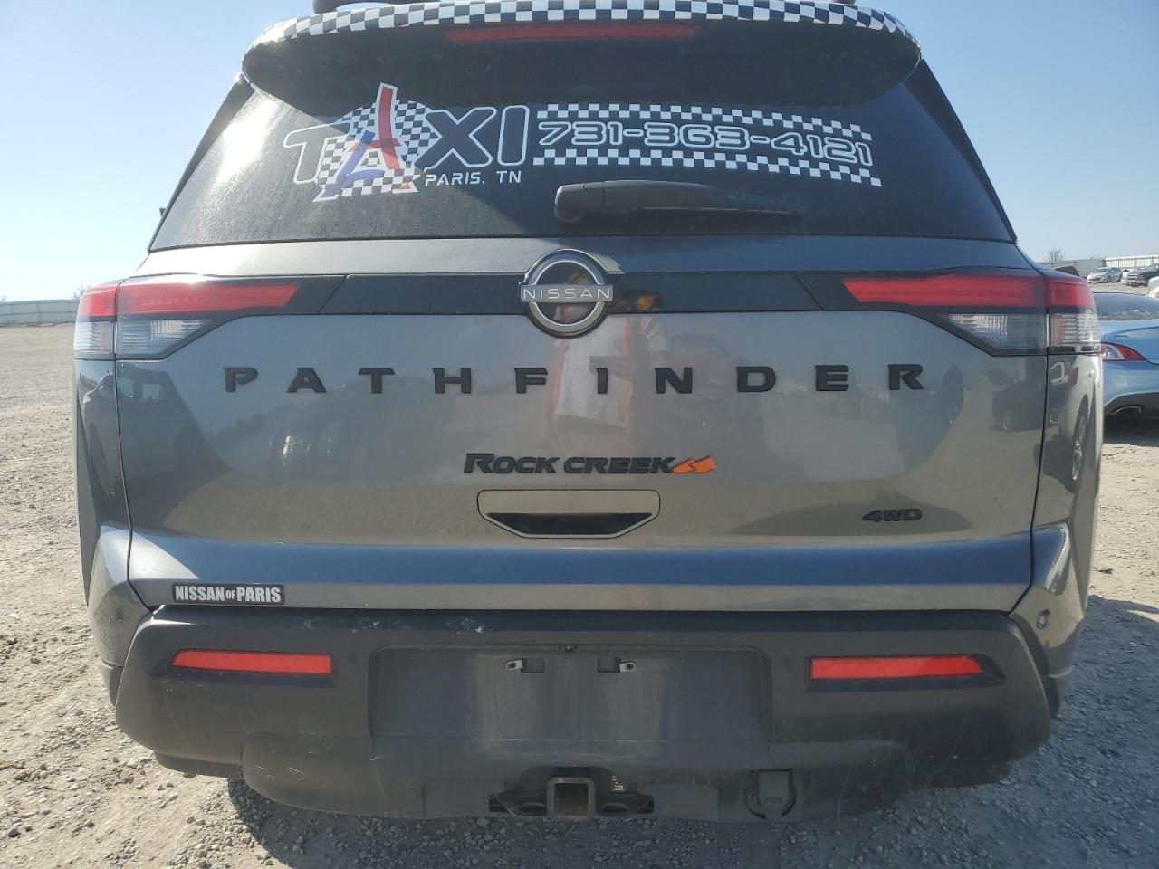 NISSAN PATHFINDER SV