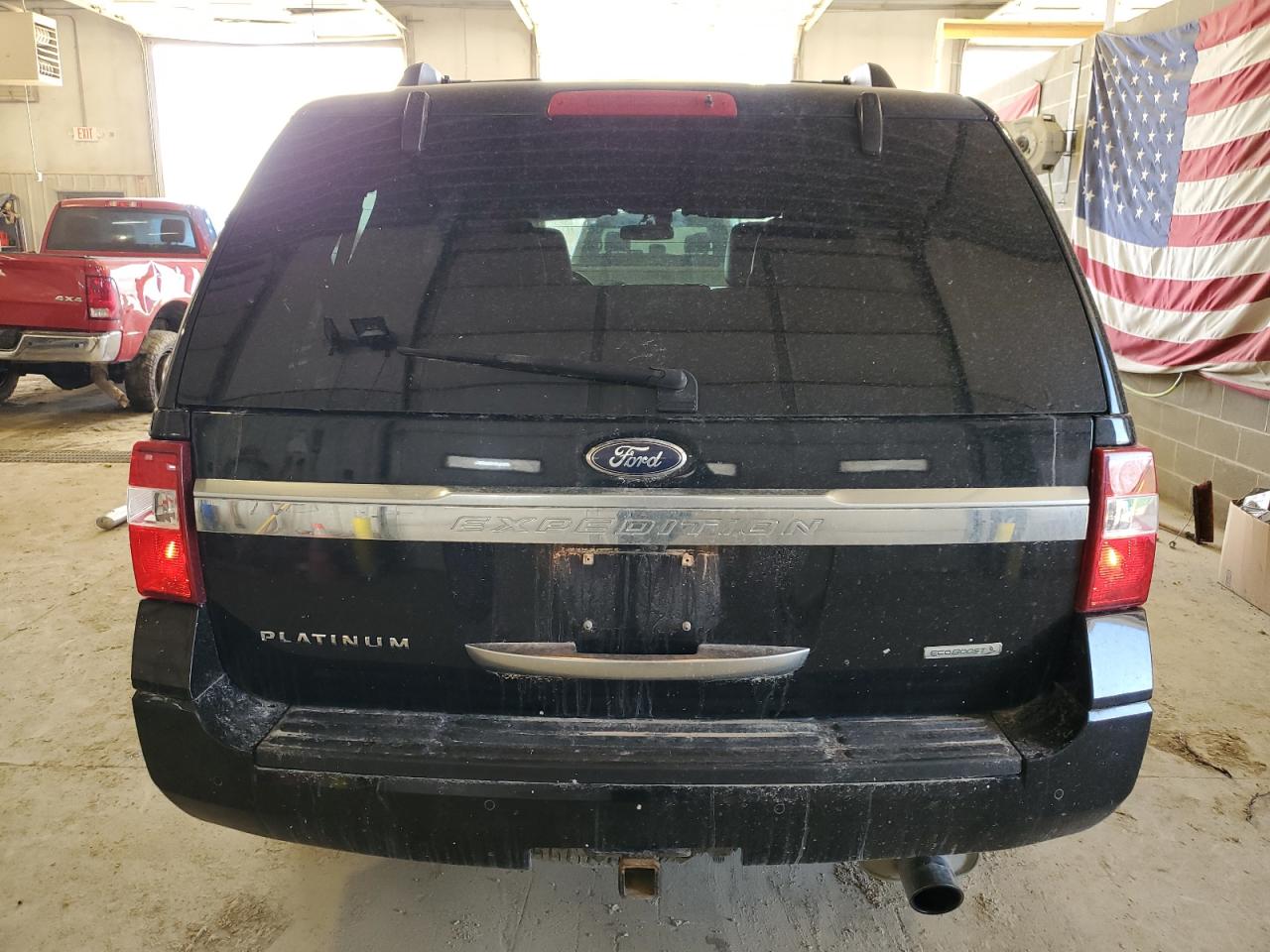 Ford Expedition 2016