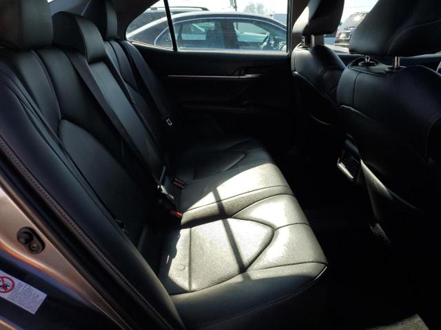 2018 TOYOTA CAMRY XSE 4T1B61HK8JU157851