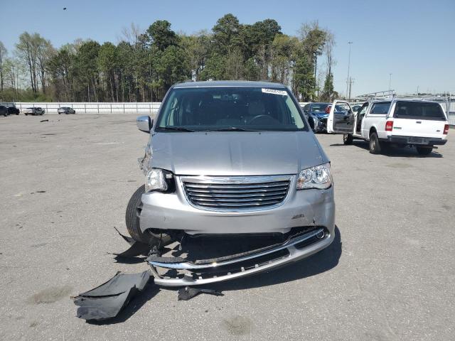 2016 CHRYSLER TOWN & COU - 2C4RC1CG1GR271405