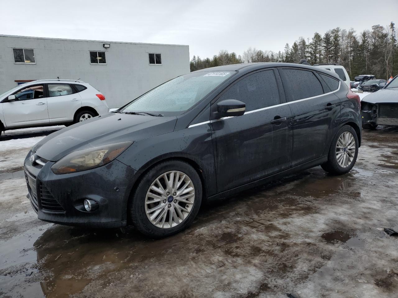 FORD FOCUS TITANIUM