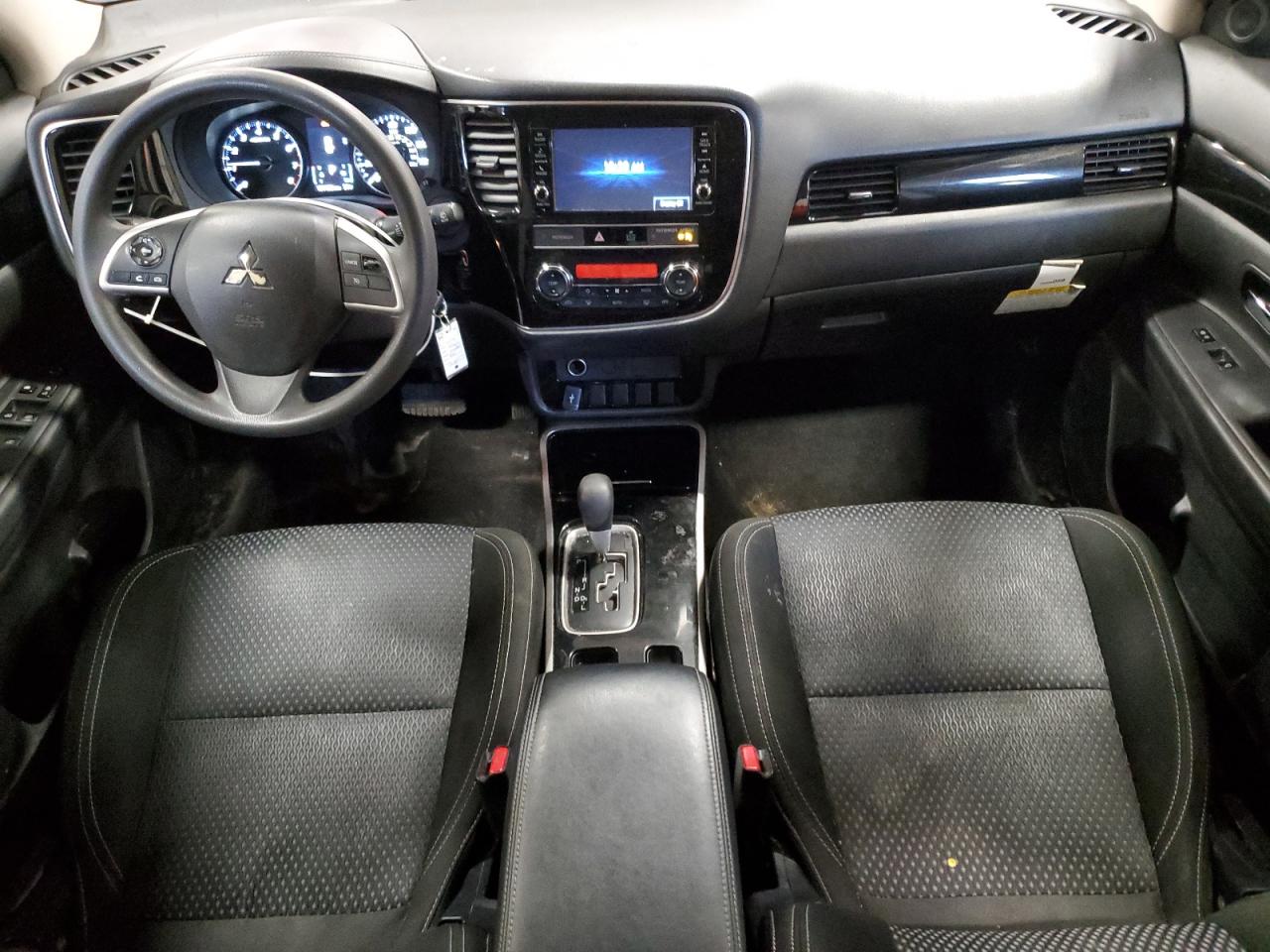 MITSUBISHI OUTLANDER ES