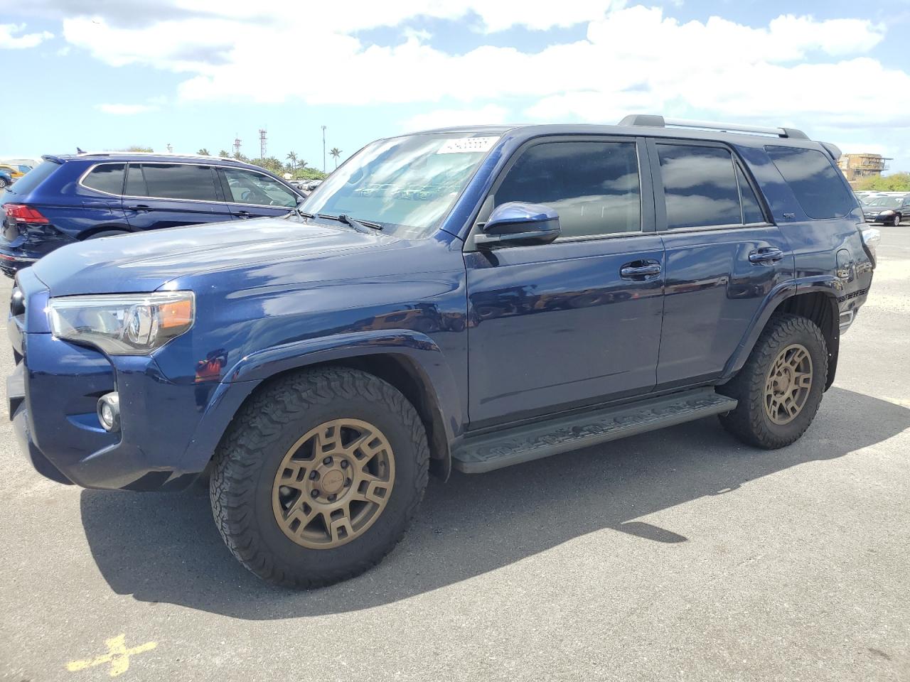 TOYOTA 4RUNNER SR5