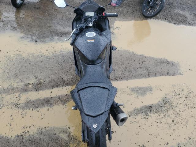 2021 YAMAHA YZFR3 A MH3RH18Y4MK007917