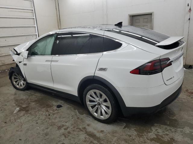 2018 TESLA MODEL X 5YJXCBE26JF087675