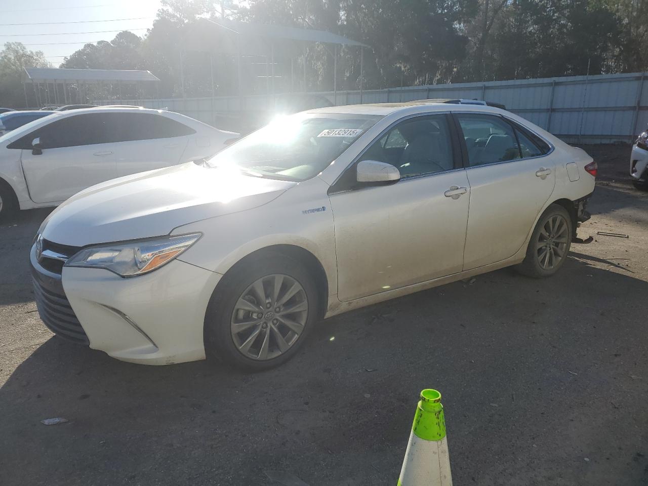 TOYOTA CAMRY HYBRID