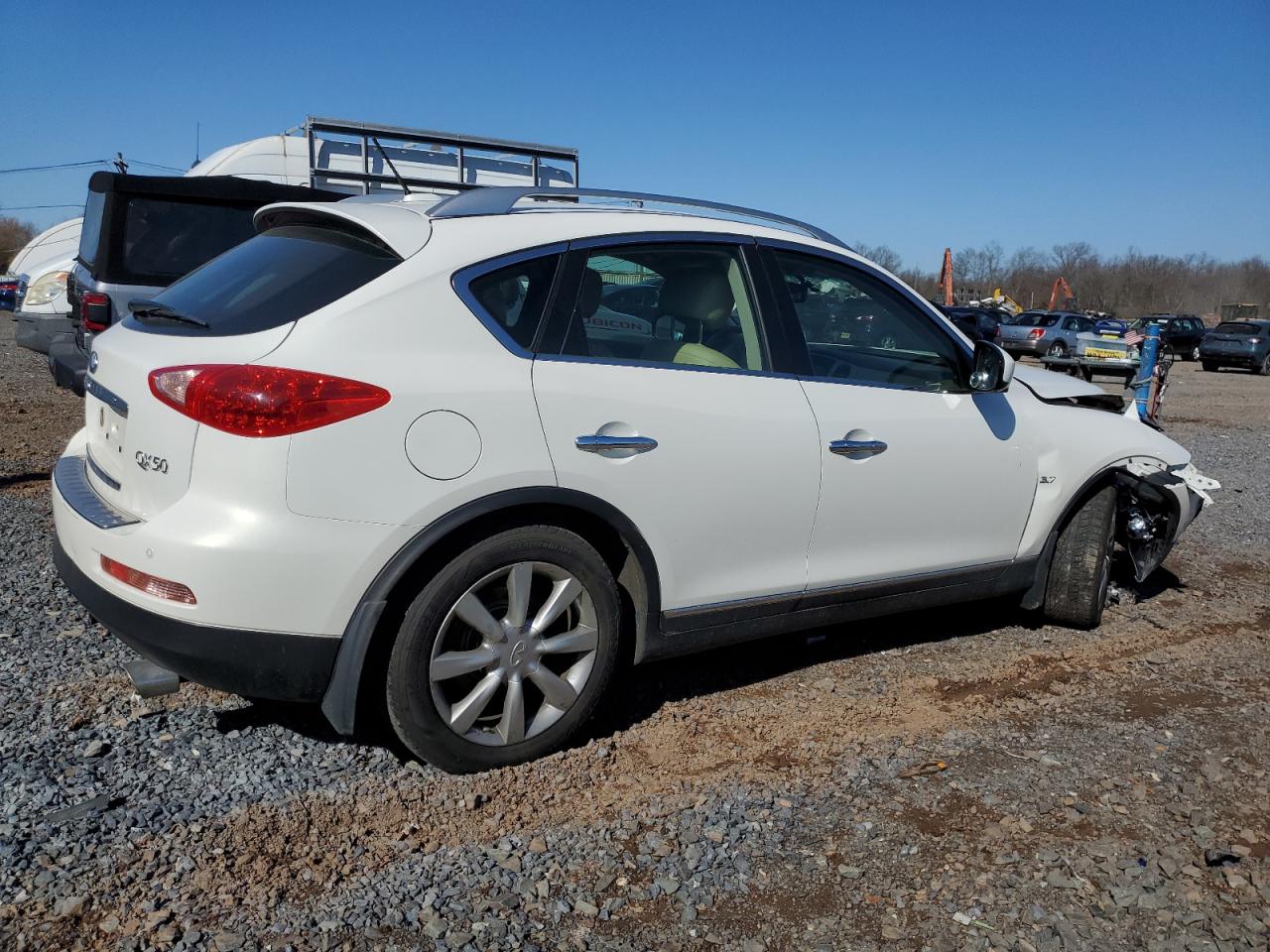 INFINITI QX50 2015