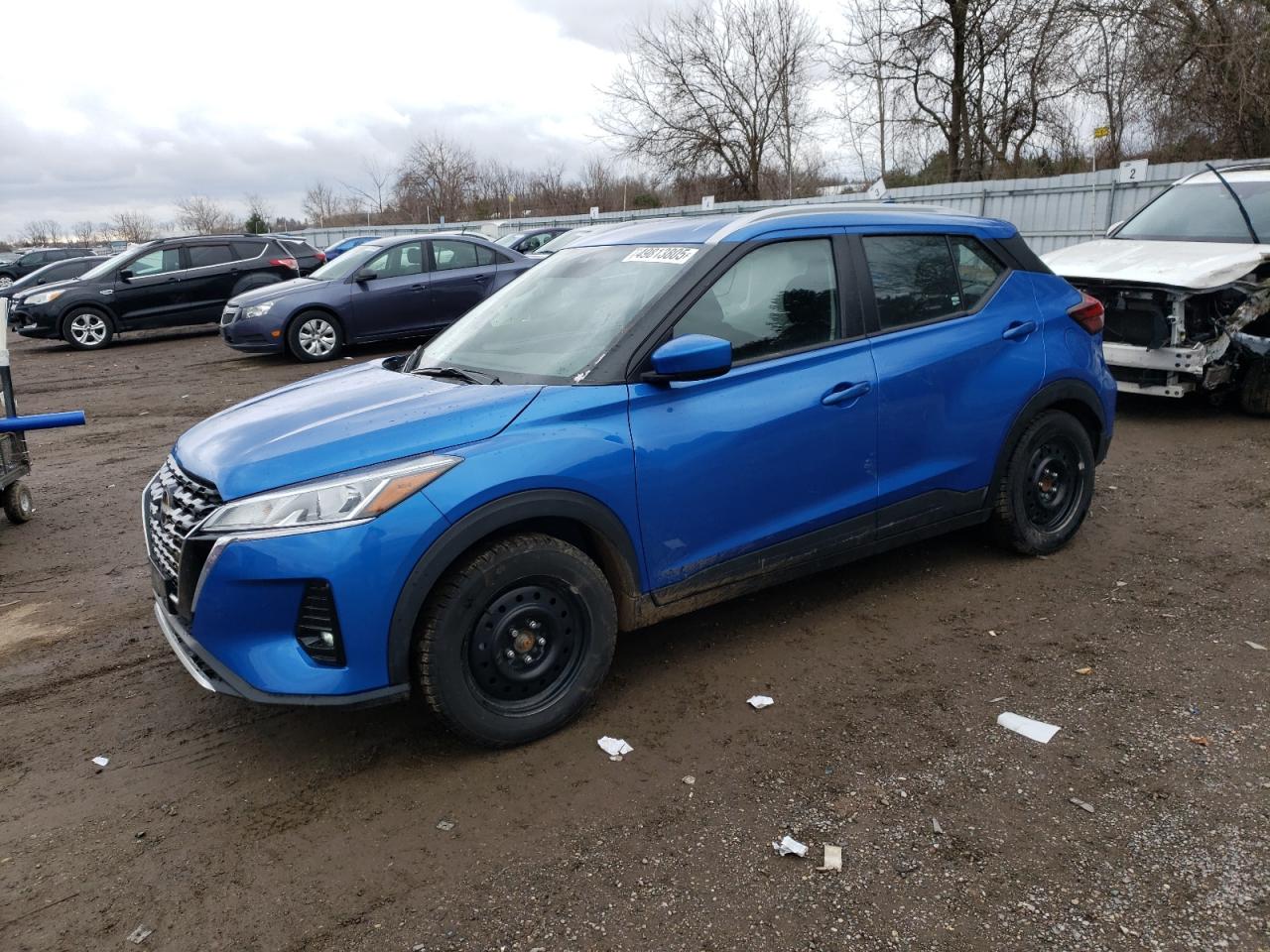 NISSAN KICKS SV