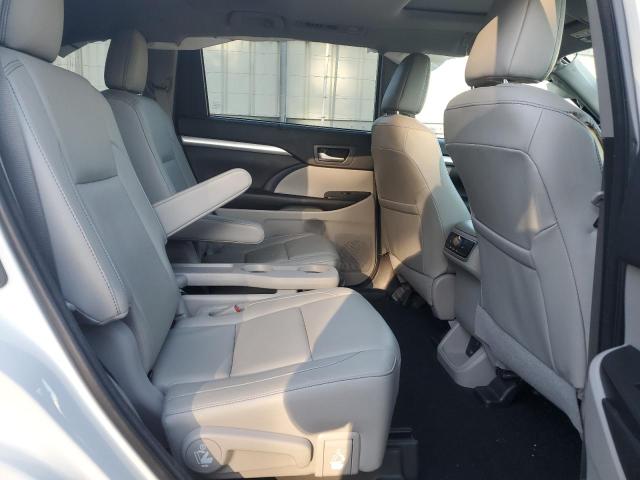 2018 TOYOTA HIGHLANDER - 5TDJZRFH5JS559473